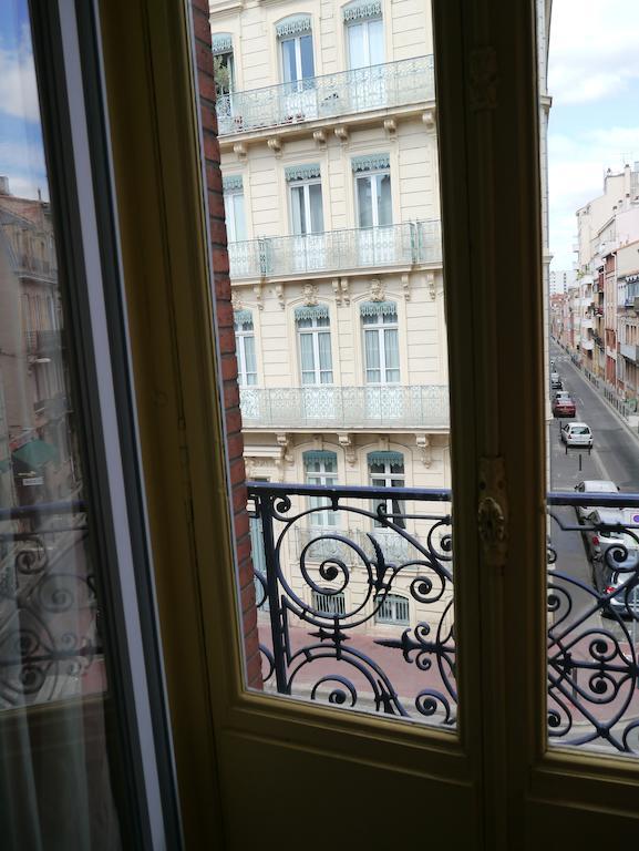 Hotel Des Ambassadeurs Toulouse Exterior photo